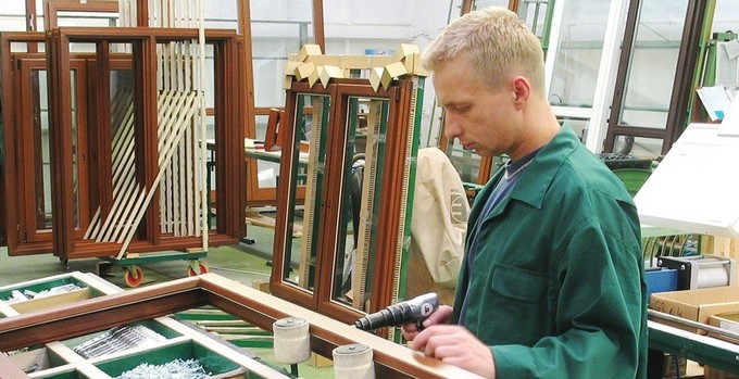 Rozpoczęcie produkcji stolarki drewnianej